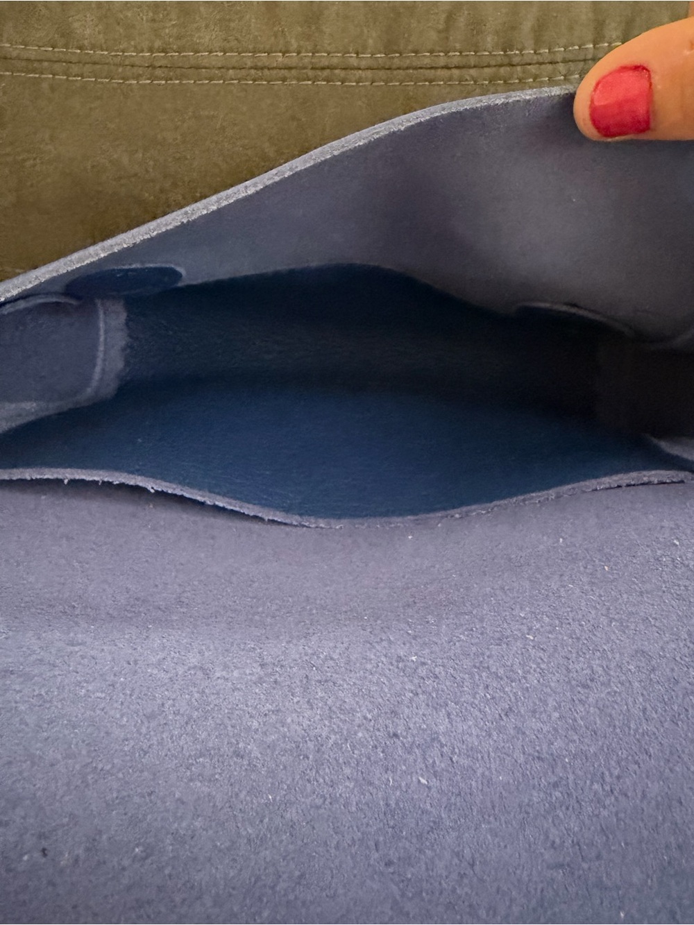 Portland Leather Molino Blue Medium Metro Crossbody - Picture 5 of 5